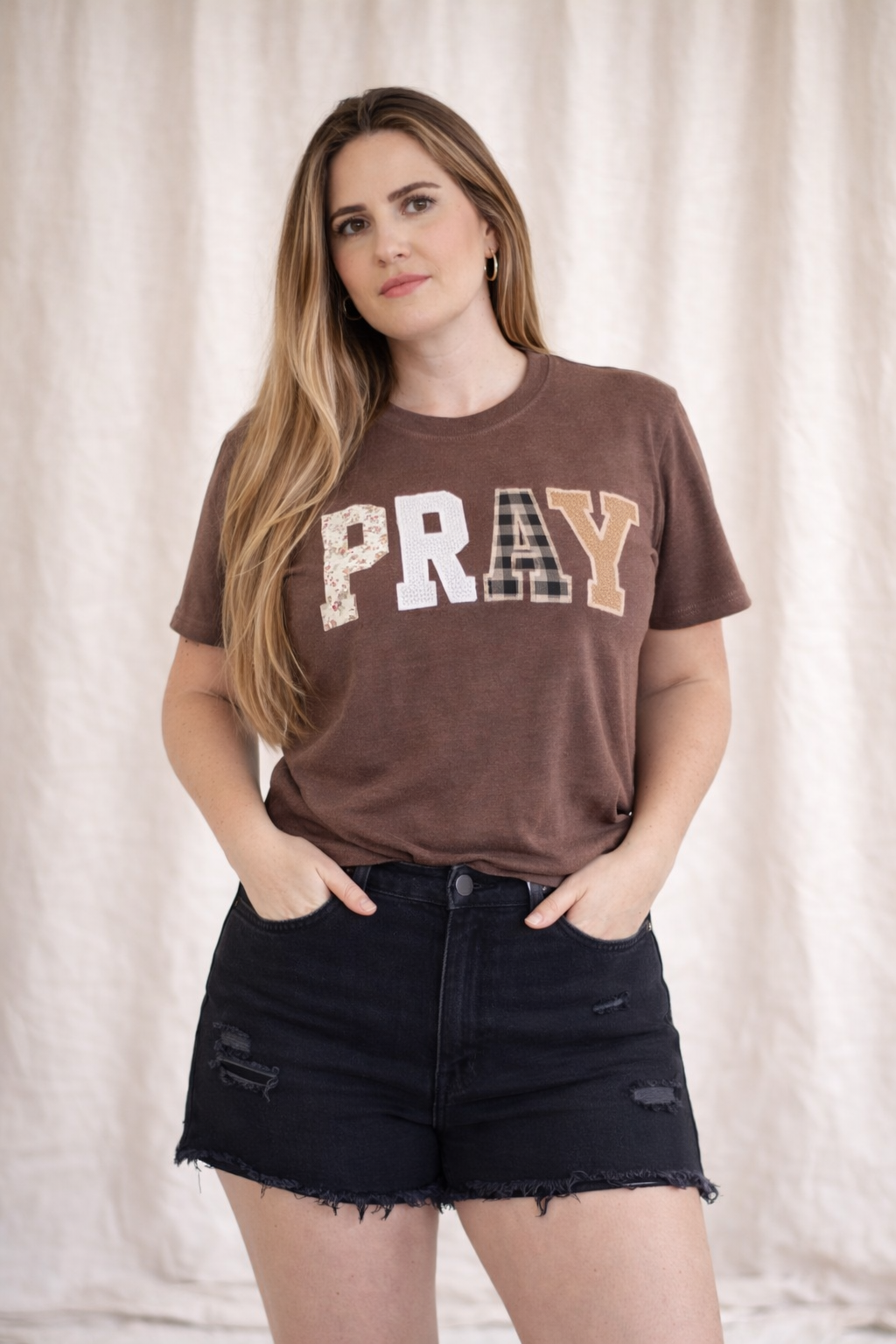 PRAY Appliqué Tee